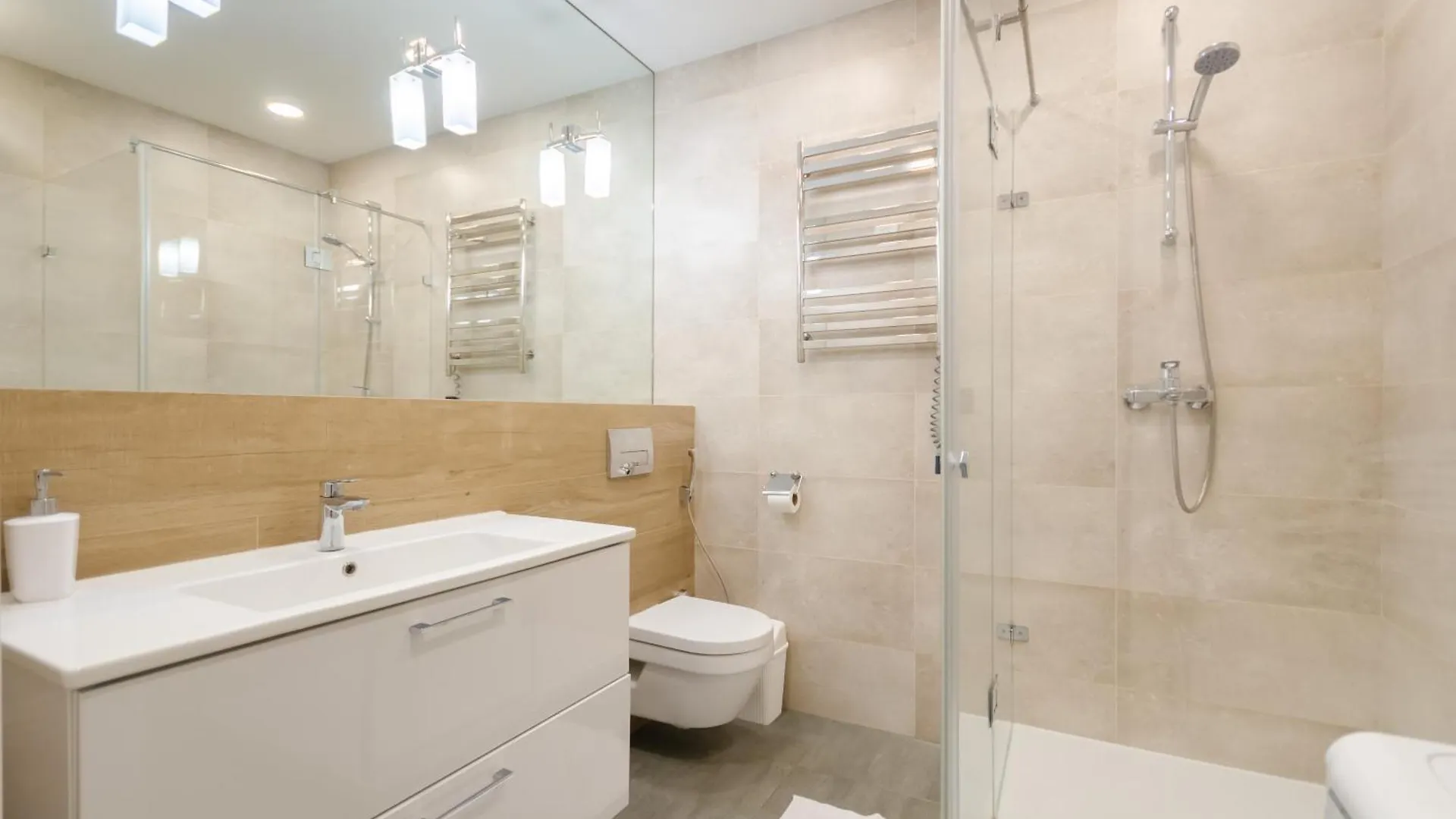 Petrovdom Apartments 17-190 In Rc New York Concept House, Antonovycha 74 Kiev Oekraïne